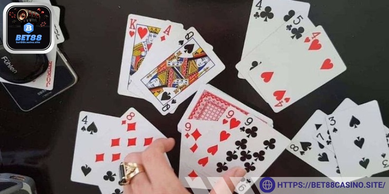 Hướng dẫn cách chơi bài Phỏm chi tiết từng bước
